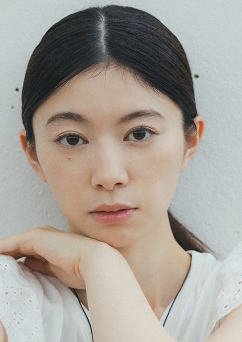 莉莉